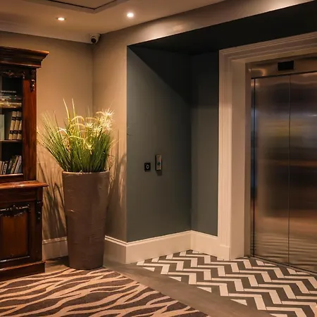 Hotel Hotel67 At Gleneagle 4*