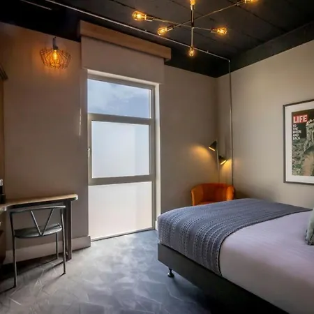 Hotel67 מלון קיל איירן