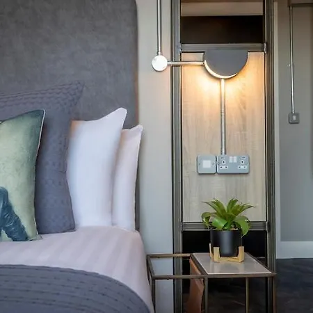 Отель Hotel67 At Gleneagle Килларни